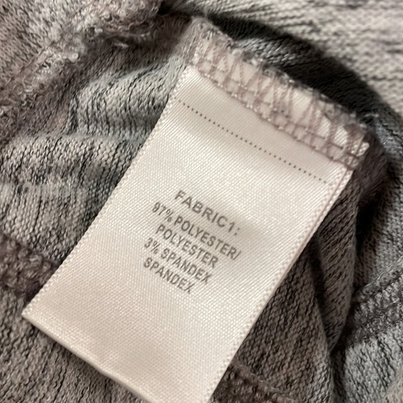 KUHL Lea Cowlneck Pullover Light Gray Knit With Kangaroo Pocket Size Small - Picture 9 of 9